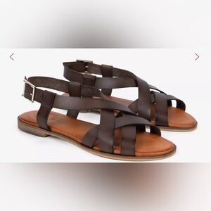 NWOB Penelope Childers- Buttercup Sandals in Color Bitter Chocolate. Size EU 36